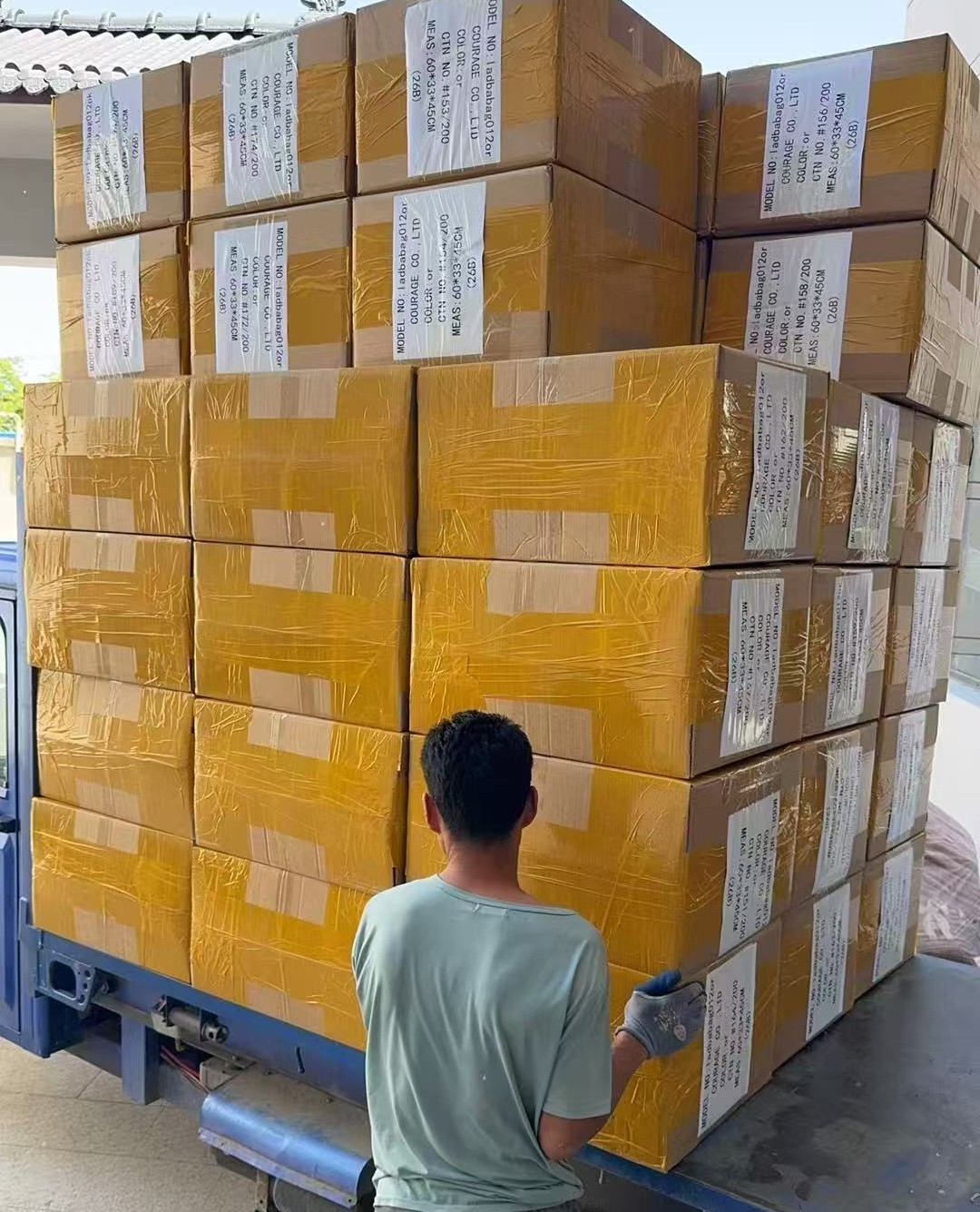 KalunStyles packaged bags ready for international shipment