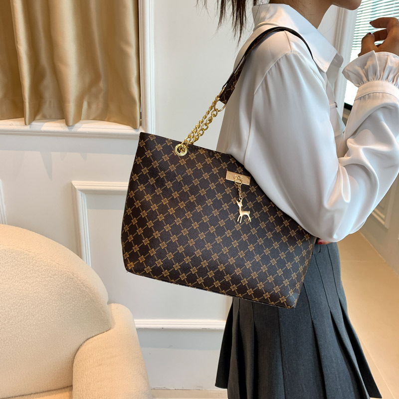 Pu Leather Handbag view 3
