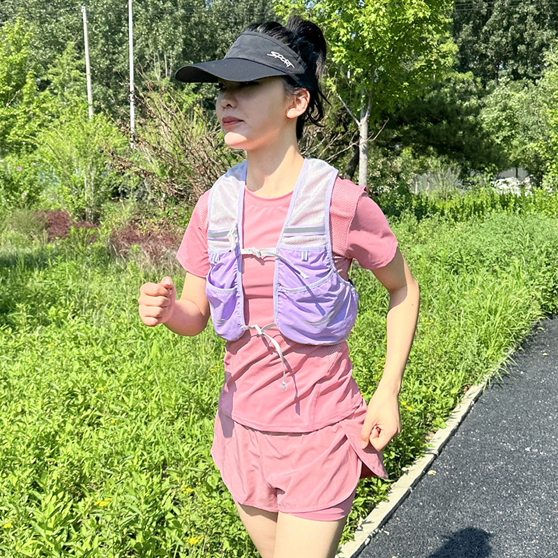 Custom Lightweight Hydration Vest Running Backpack view 6